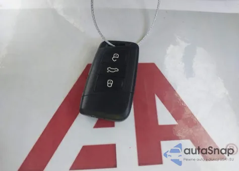 2019 Volkswagen Jetta 1.4T R-Line/1.4T S/1.4T Se from USA, damaged, VIN 3VWC57BU3KM047950